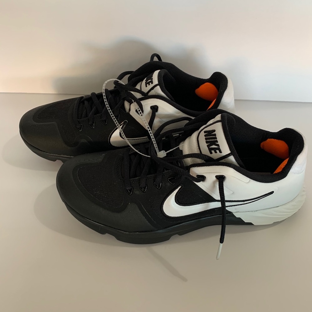 Womens brand new Nike softball shoes - Picture 1 of 7